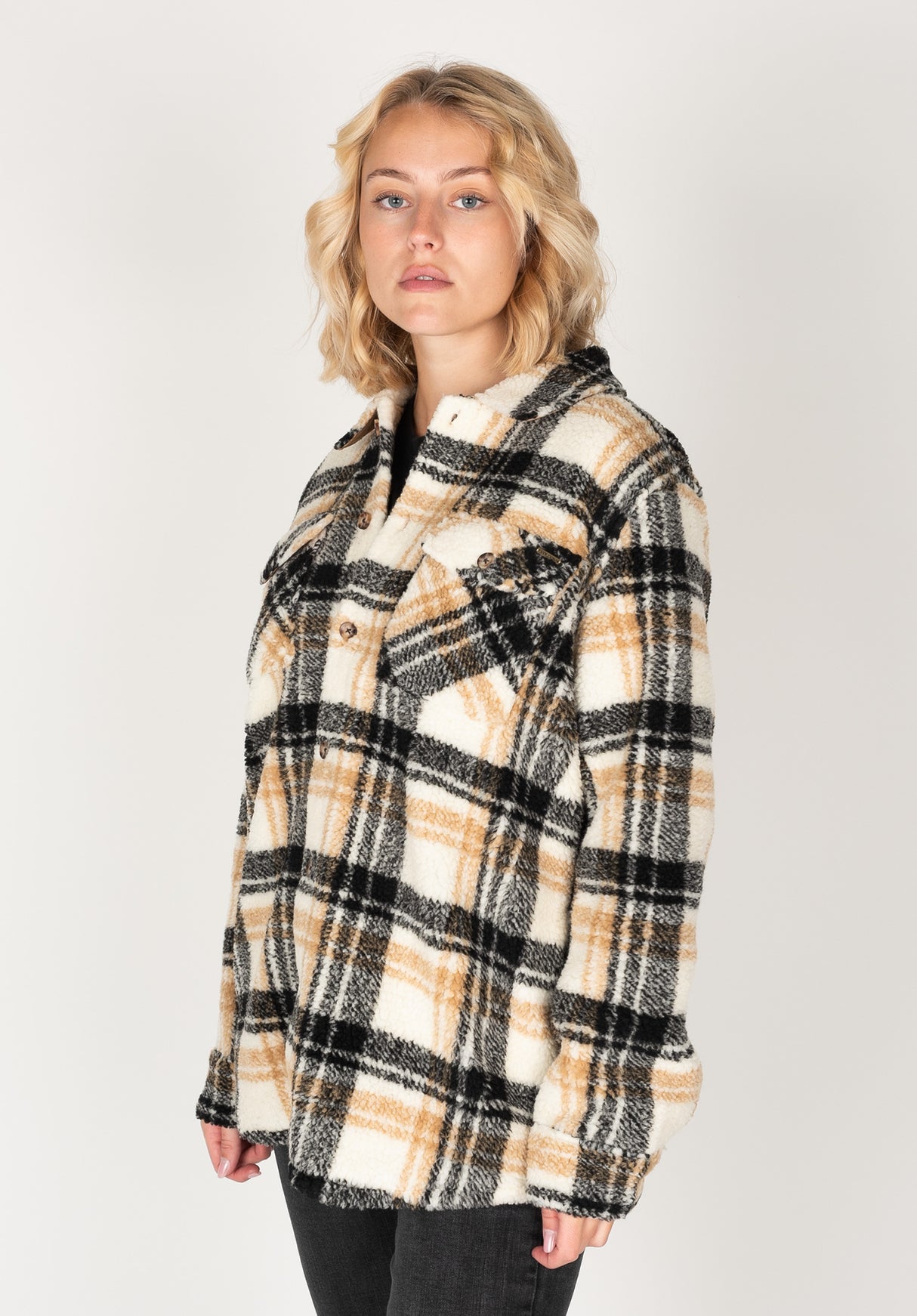Jana|1,74|M