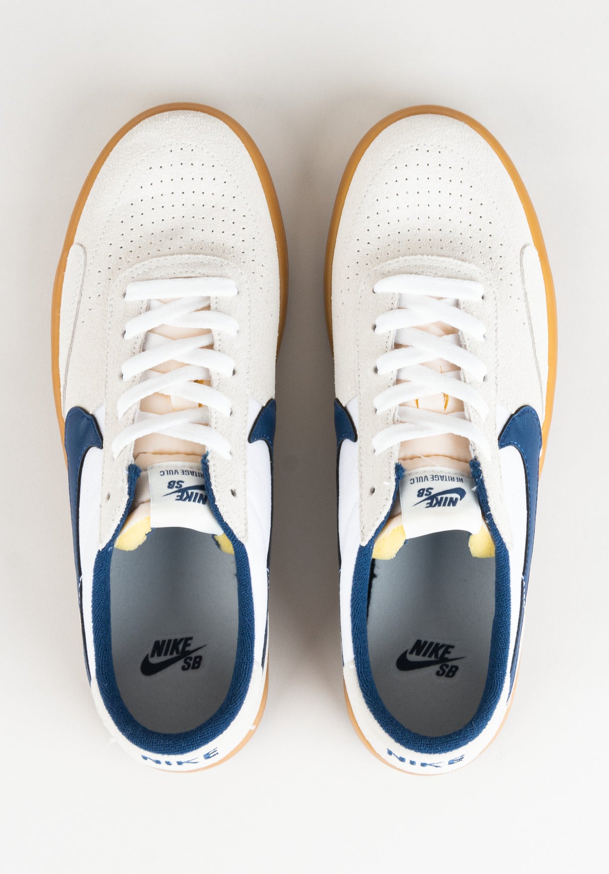 Heritage Vulc summitwhite-navy-white-gumlightbrown Close-Up2