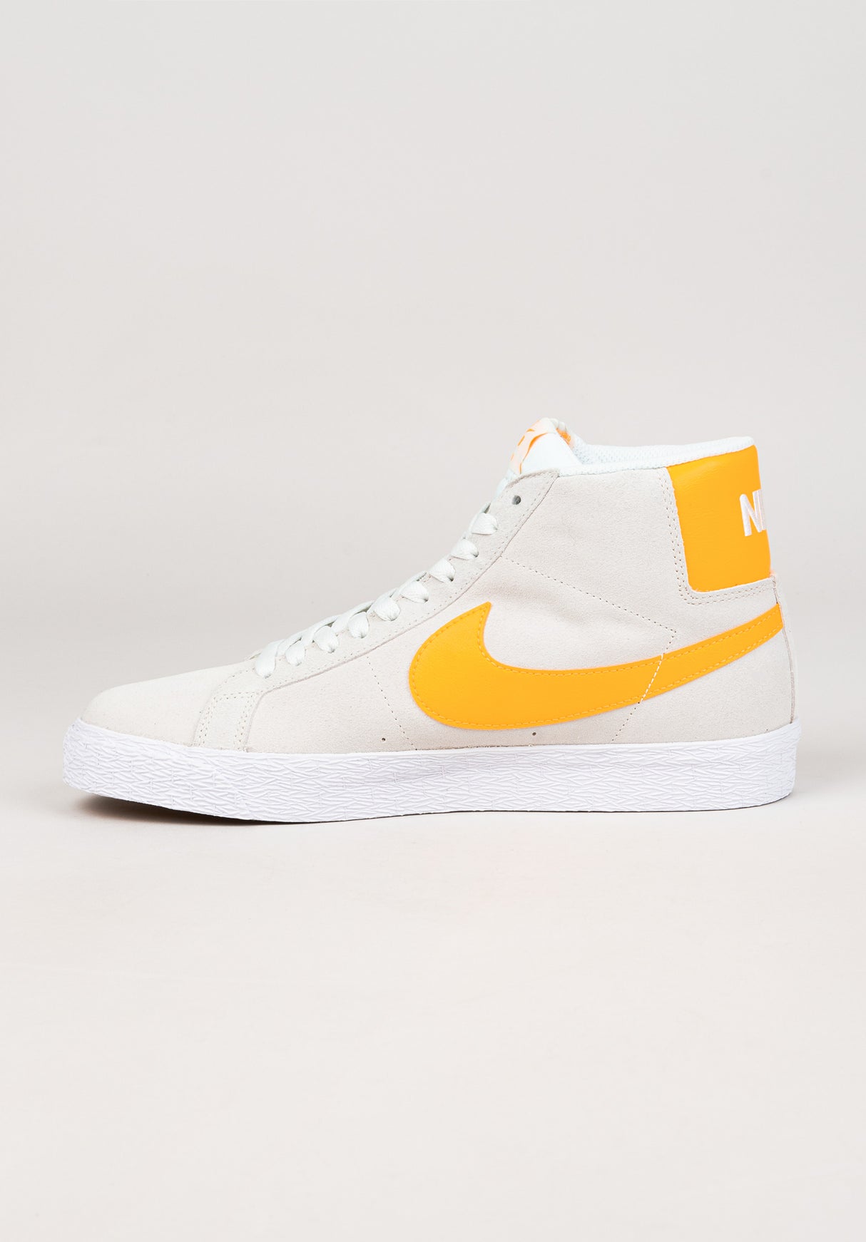 Zoom Blazer Mid summitwhite-laserorange-summitwhite Oberansicht