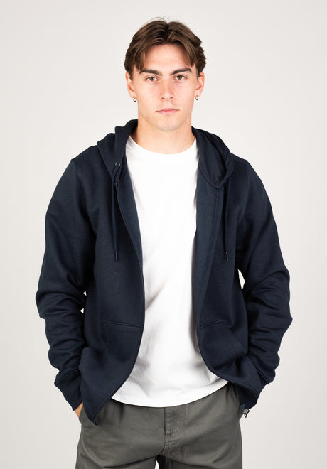 Janik|1,80|L