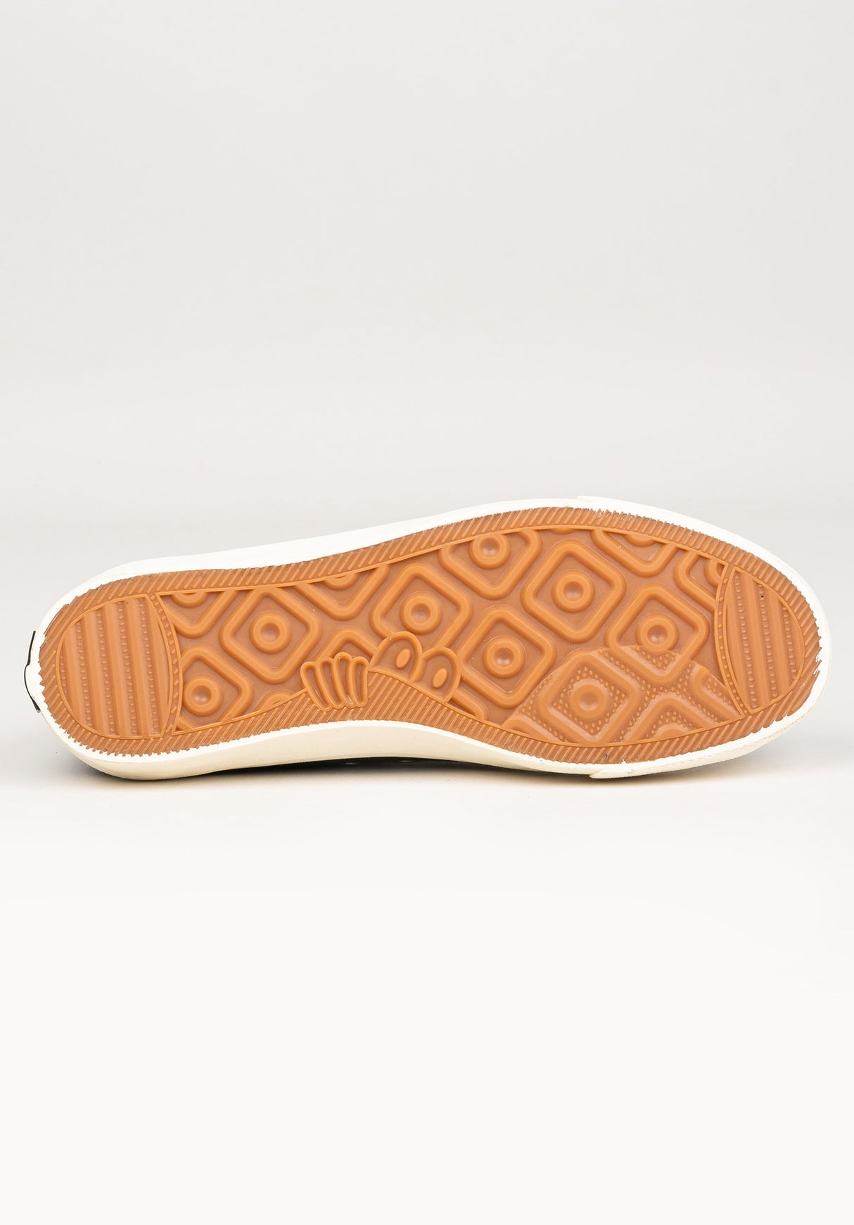 VM003 Canvas Hi black-white Close-Up1