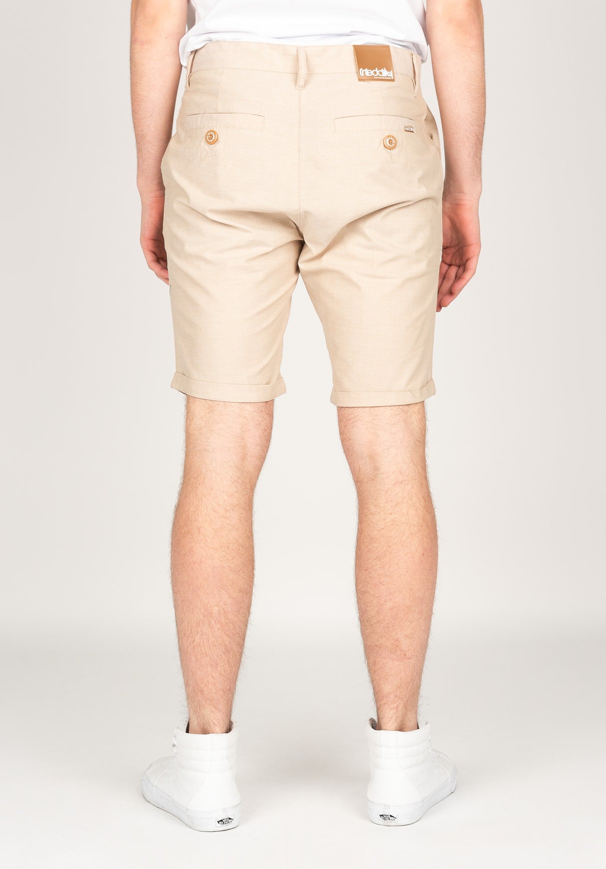 Wojtek|1,88|32