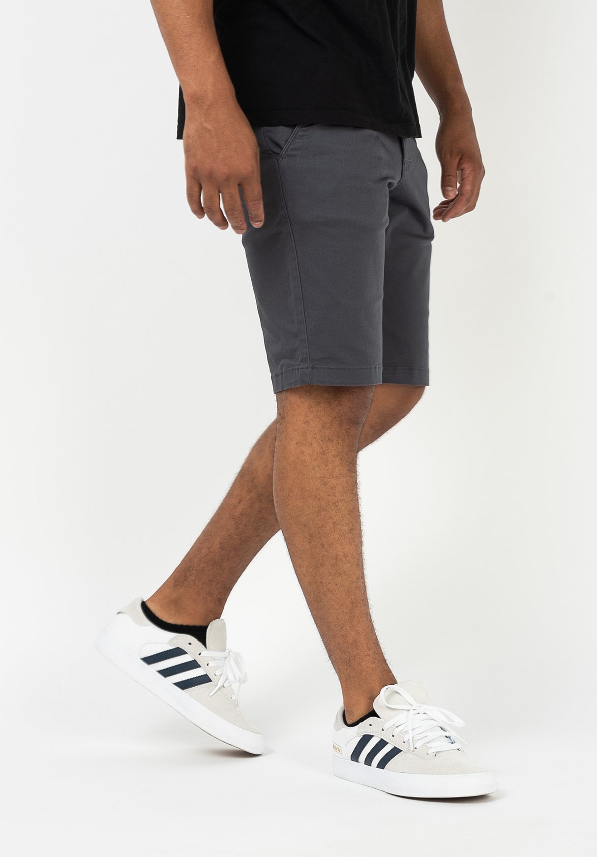 Flex Grip Chino Short darkgrey Close-Up1