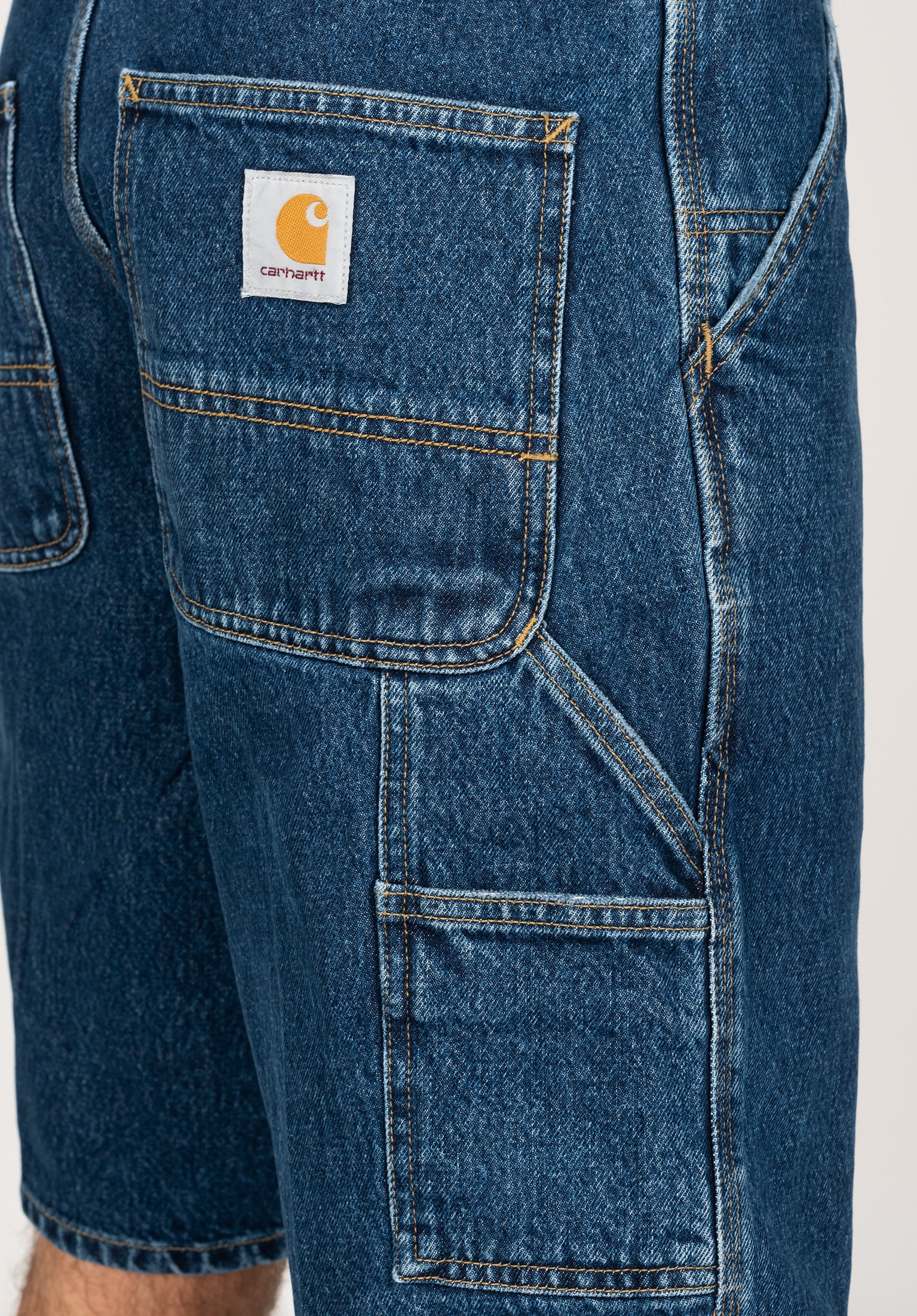 Single Knee Short Carhartt WIP Chino-Short in bluestonewashed for