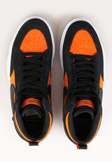 React Leo black-black-orange-electroorange Close-Up2