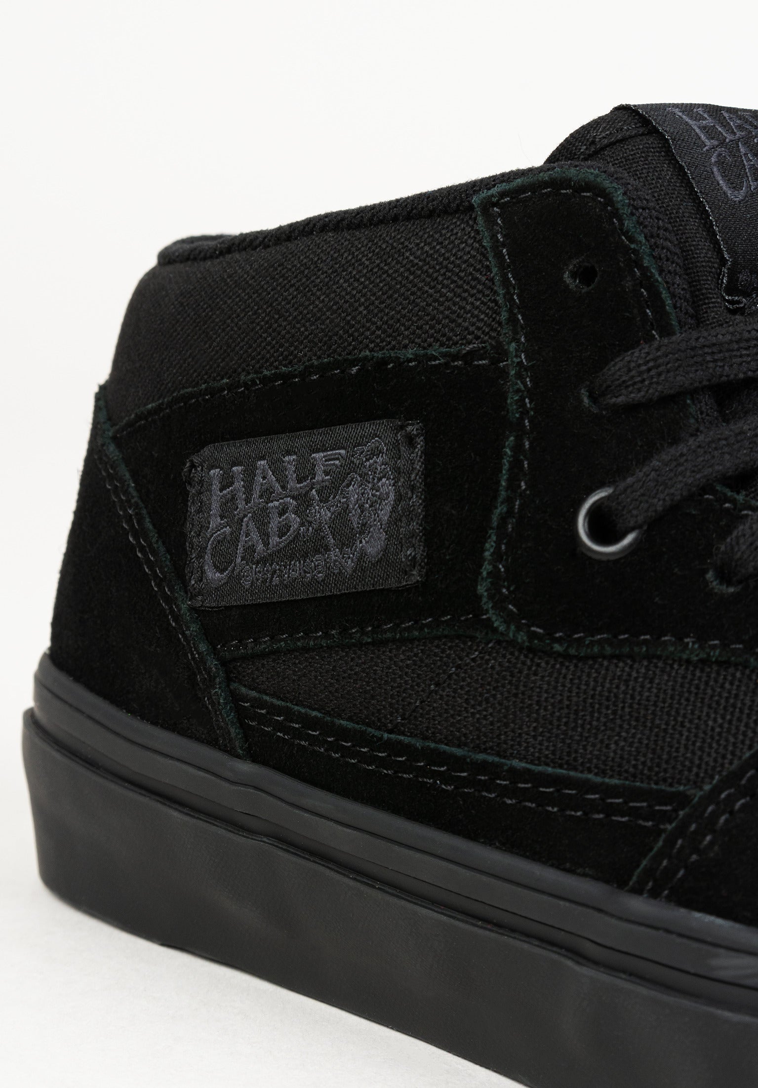 Skate Half Cab Vans Mens Shoes in black black for c TITUS
