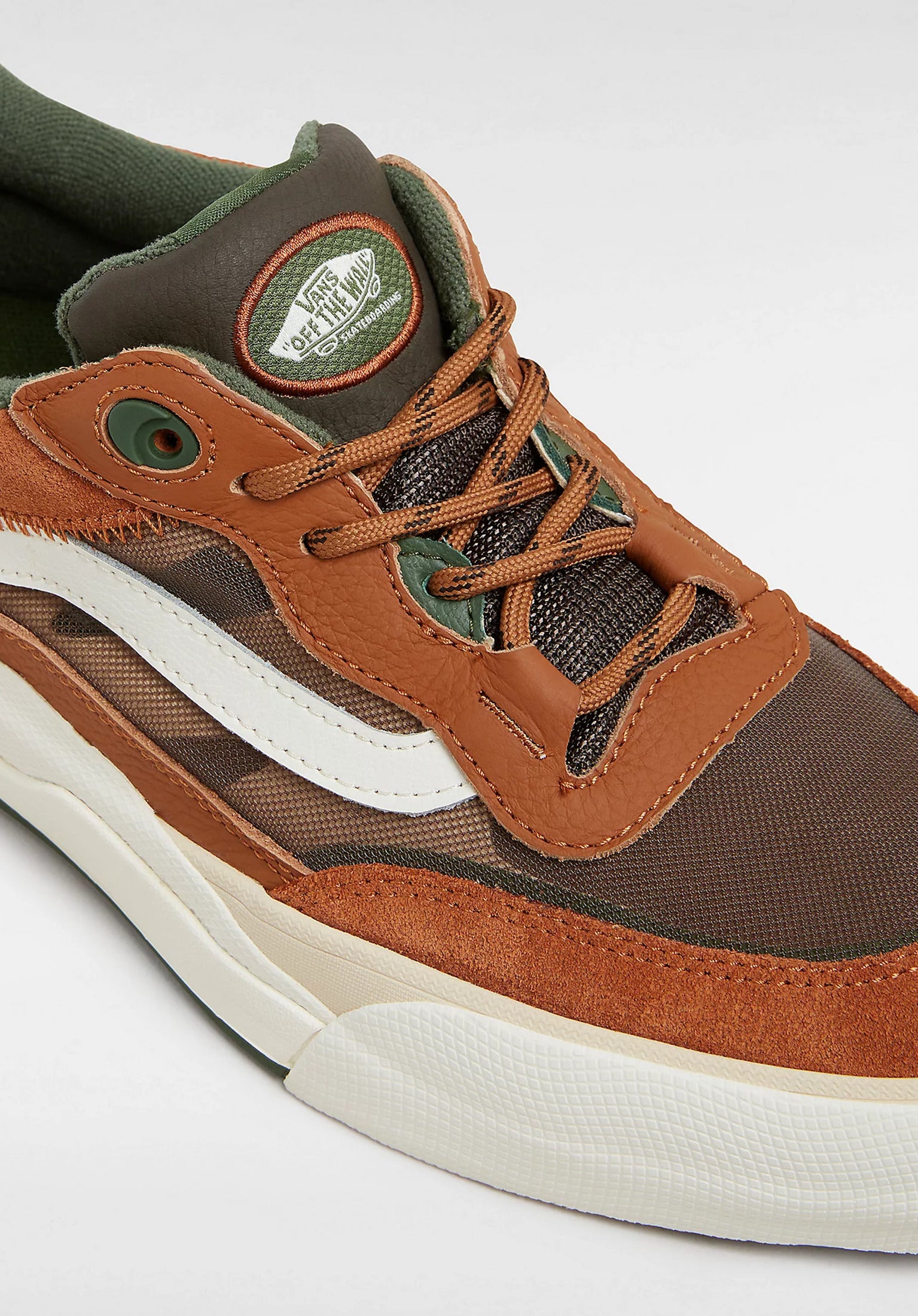 Skate Wayvee Vans Mens Shoes in gingerroot for men – TITUS