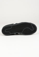 Superstar ADV coreblack-white-goldmetal Closeup1