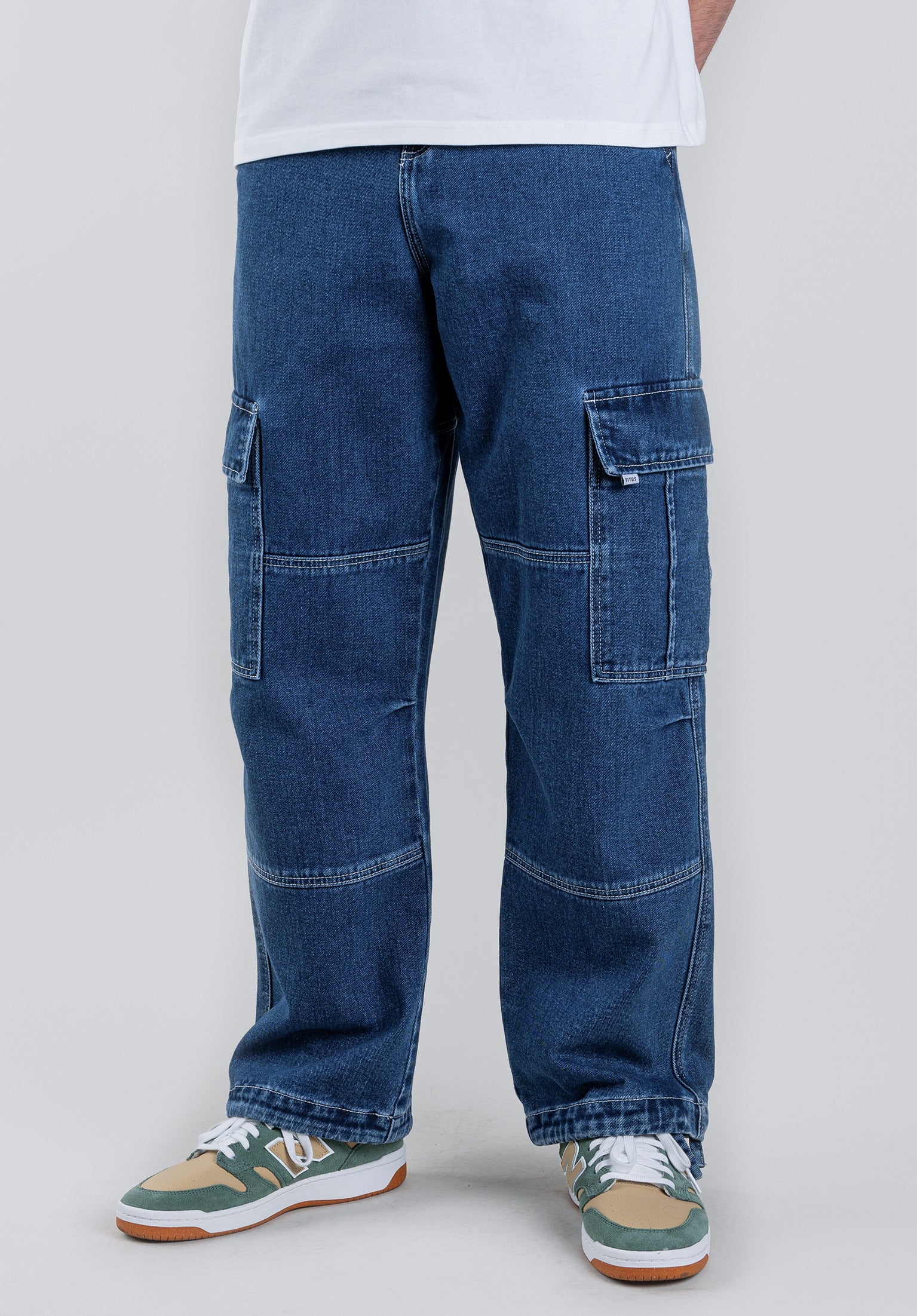 The Cargo TITUS Cargo-Pants in bluedenim for men