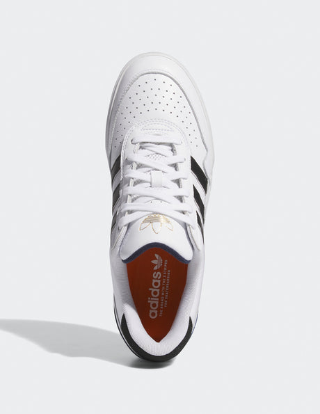 Tyshawn 2 white-coreblack-collegiatenavy Closeup2