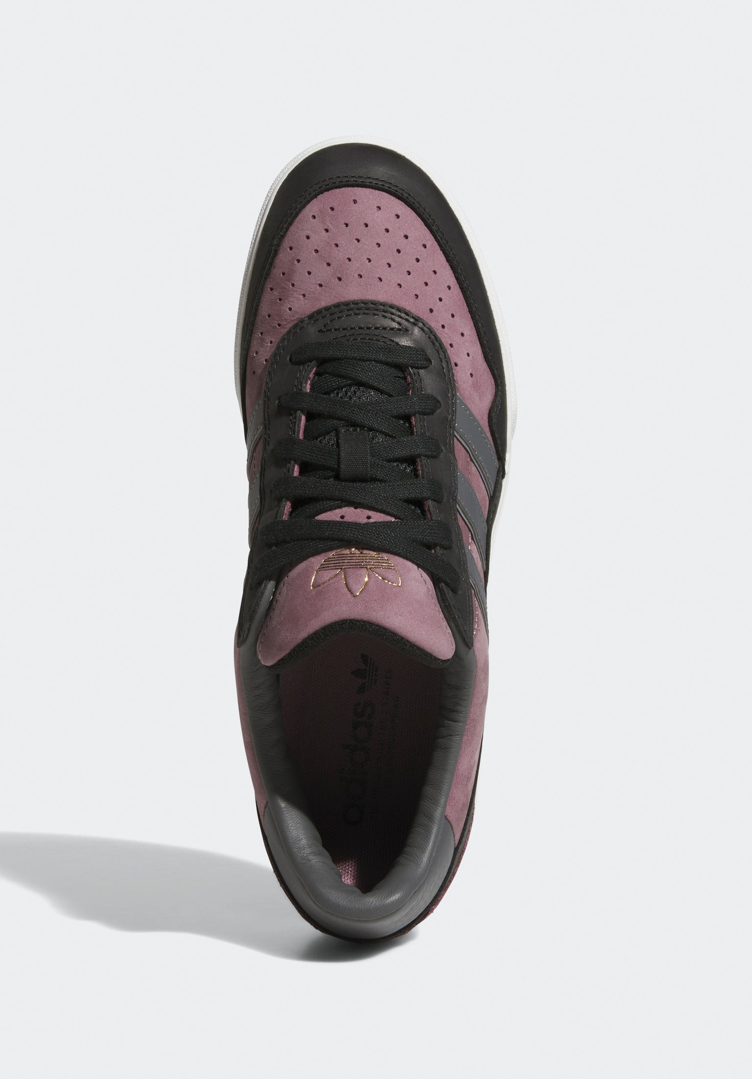adidas b37946