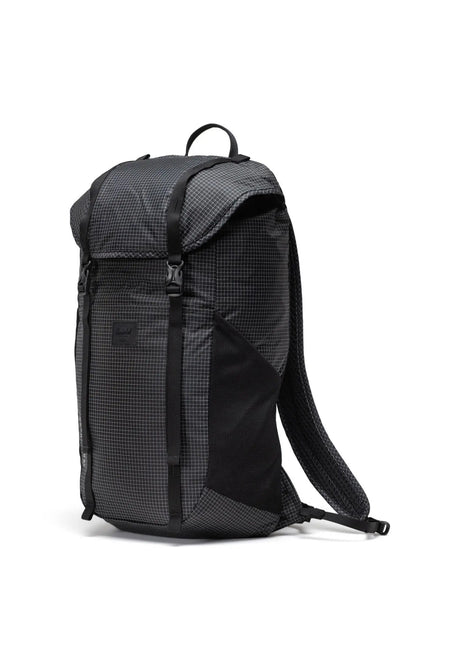 Ultralight Backpack 22 L black Closeup1