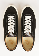 VM001 Suede Low coffeebean-white Closeup2