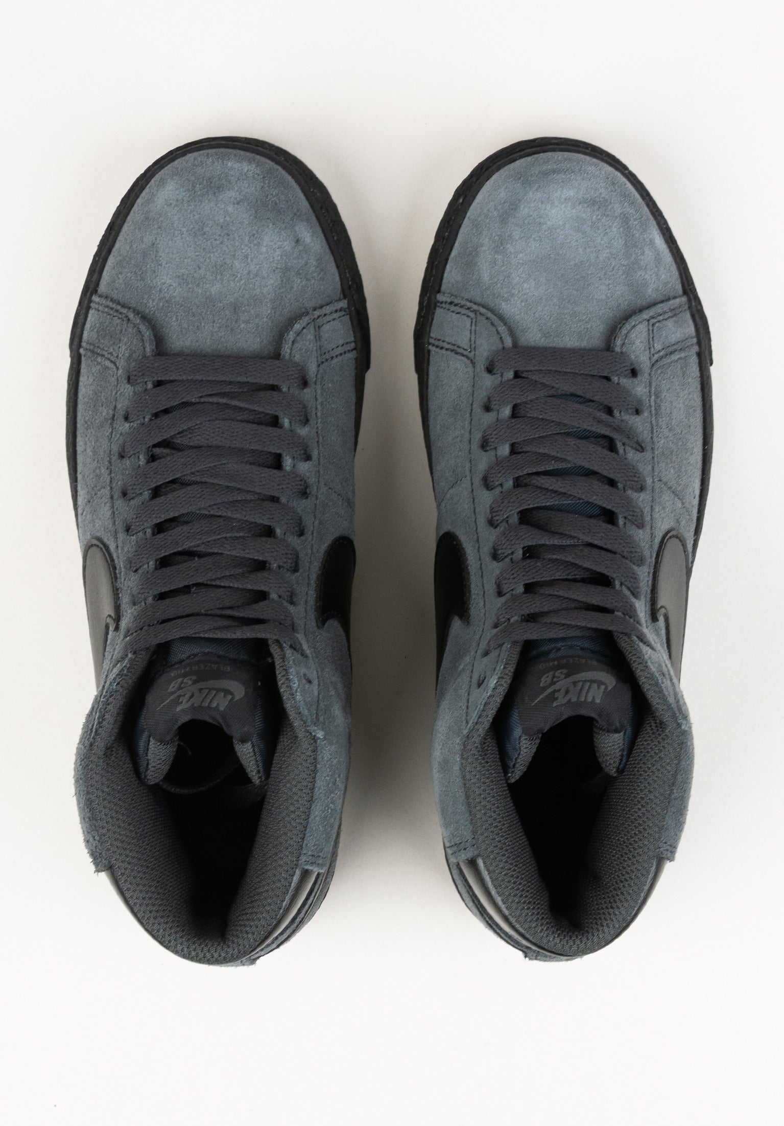 Zoom Blazer Mid Nike SB Womens Shoes in anthracite-black