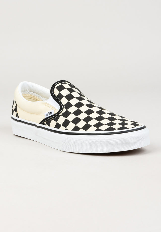 Classic Slip-On checkerboard black-white Vorderansicht