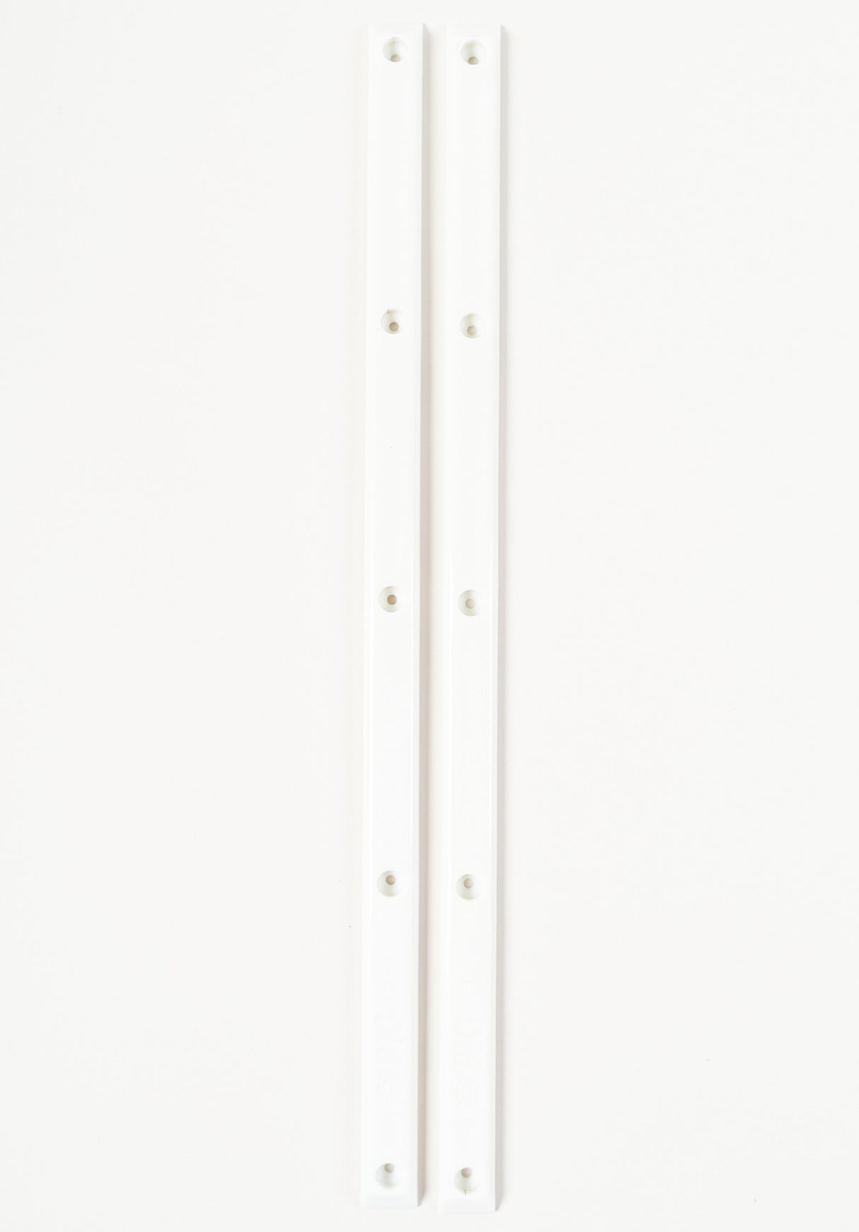 Rails white Vorderansicht