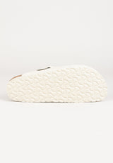 Boston Suede Leather antiquewhite Close-Up1